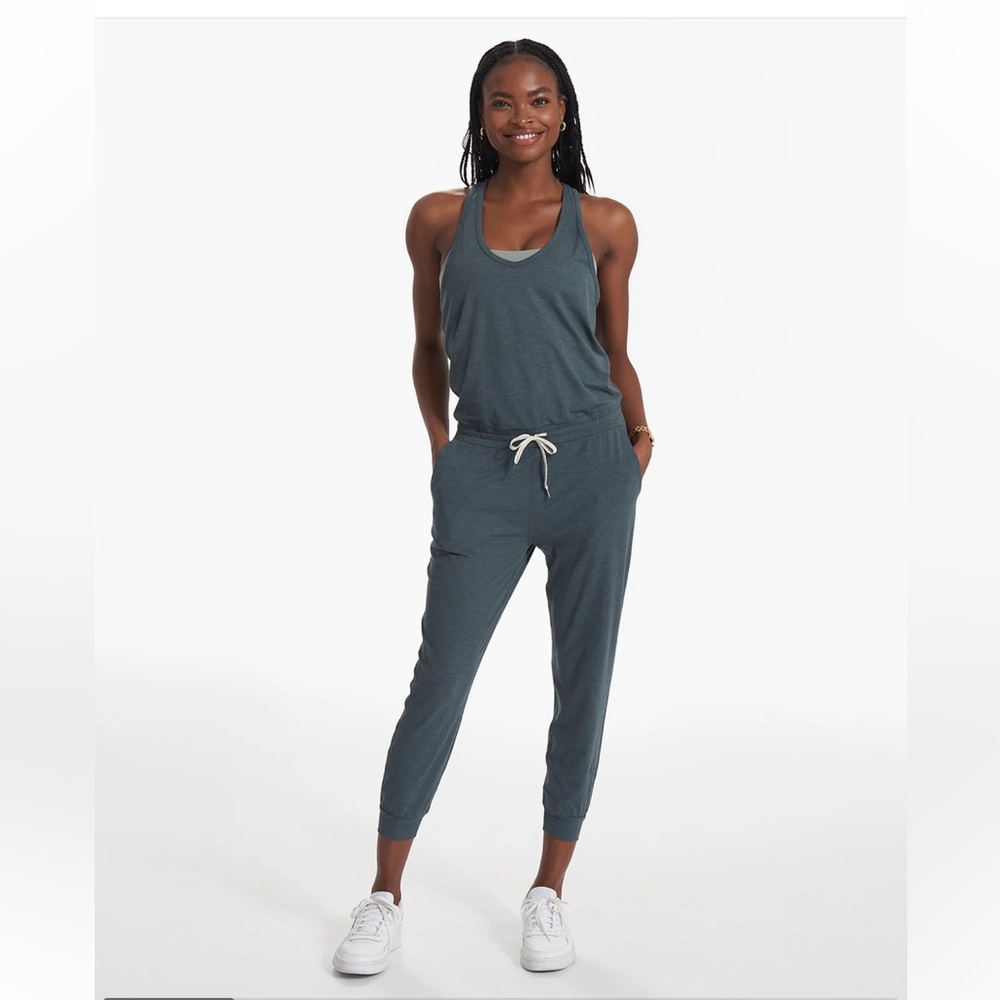 Vuori Women’s Lux Jumpsuit XS - stone heather - sold out